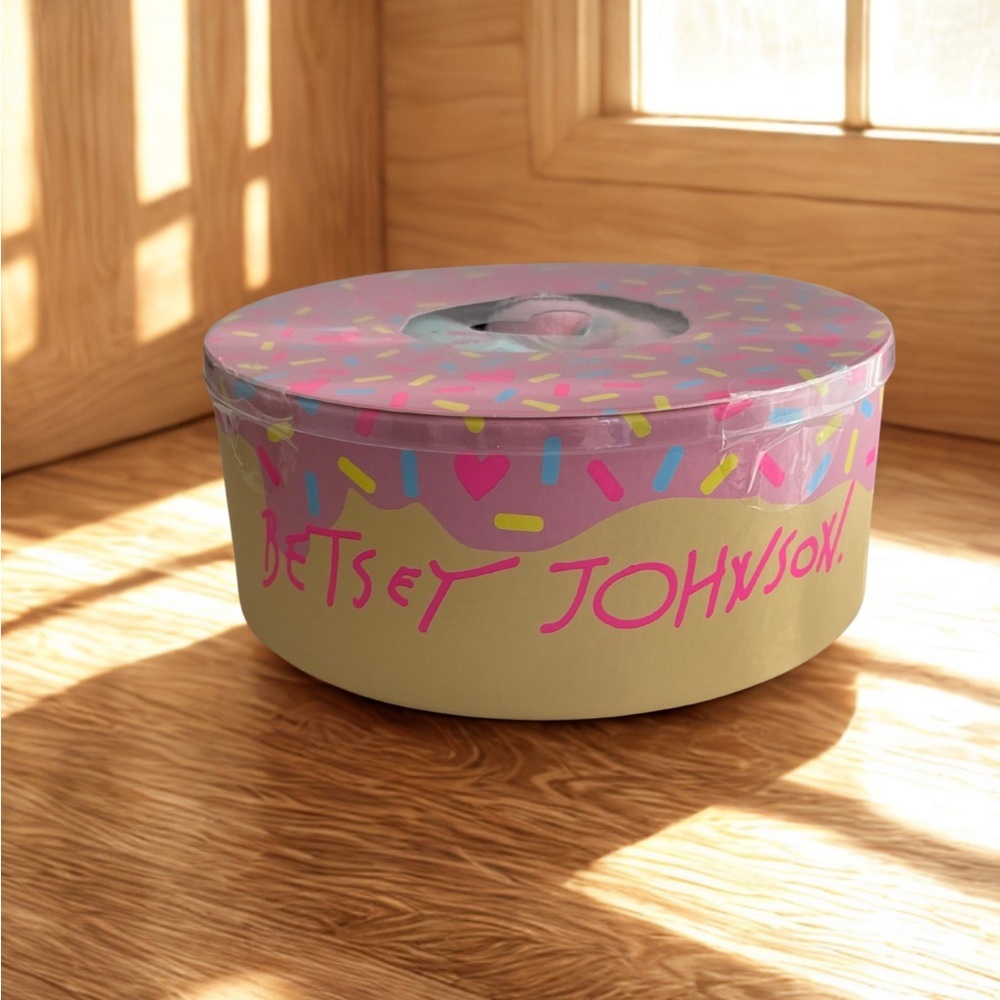 BJ 7 pairs of Donut themed Sock Set NIP